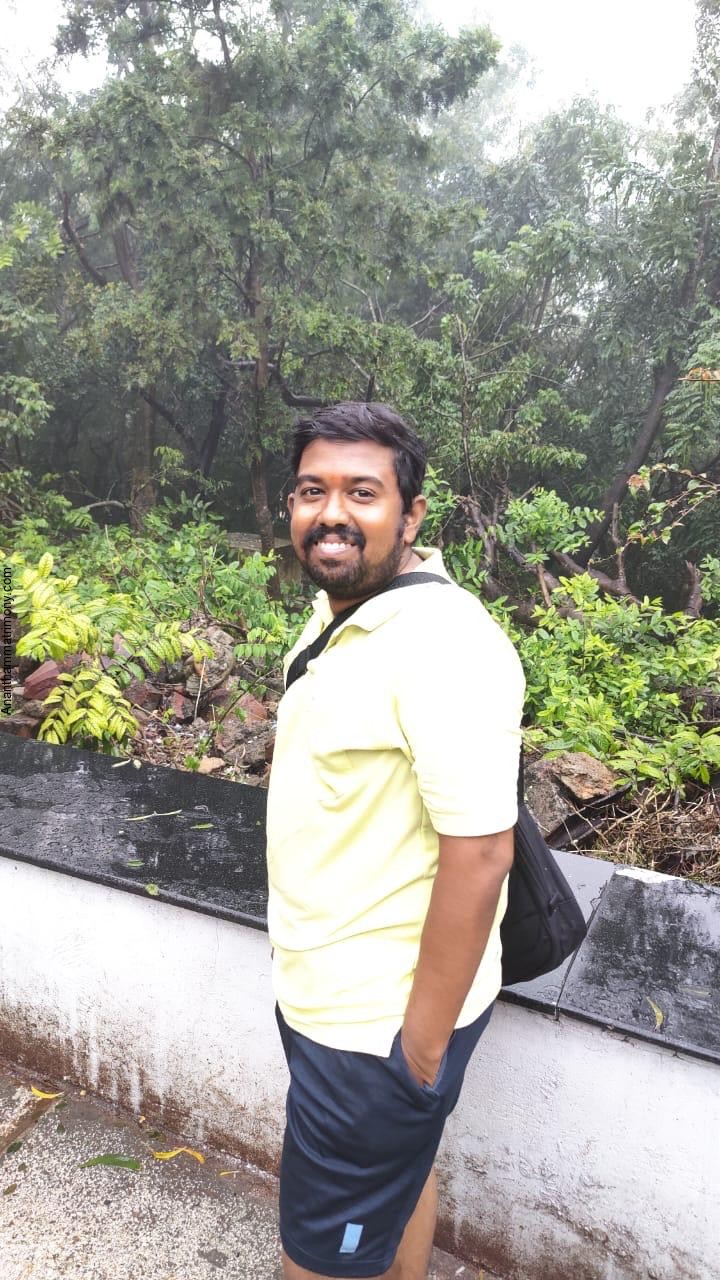 ர  அருண் குமரன்