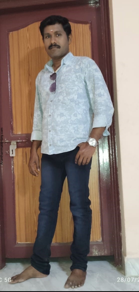 R விஜய்
