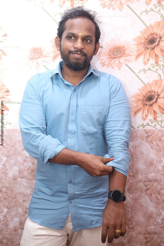 K சந்தோஷ் குமார்